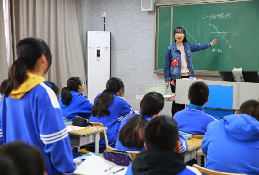 教赚钱的app_副业兼职软件_教师挣钱副业软件靠谱