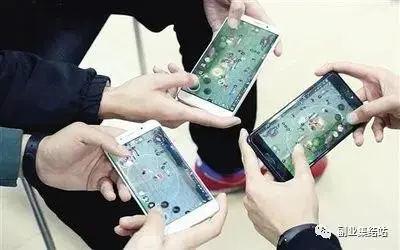 赚副业的网站_ps挣钱副业app靠谱_干副业的软件