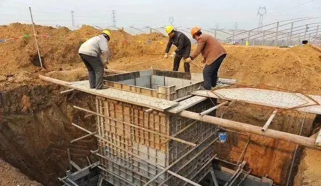 现在干建筑木工一年赚多少钱_挣钱木工建筑的软件_建筑木工如何挣钱