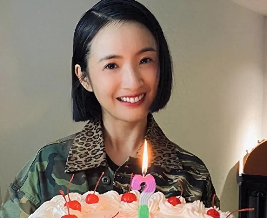 赚钱明星副业有哪些_明星当副业赚钱_赚钱明星副业赚钱吗