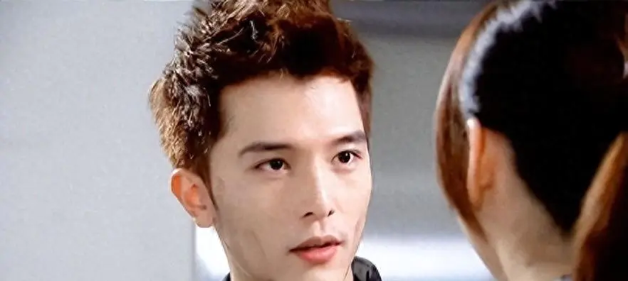 赚钱明星副业赚钱吗_明星当副业赚钱_赚钱明星副业有哪些