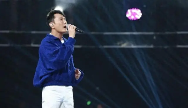 赚钱明星副业做什么工作_明星搞副业_明星做副业赚钱