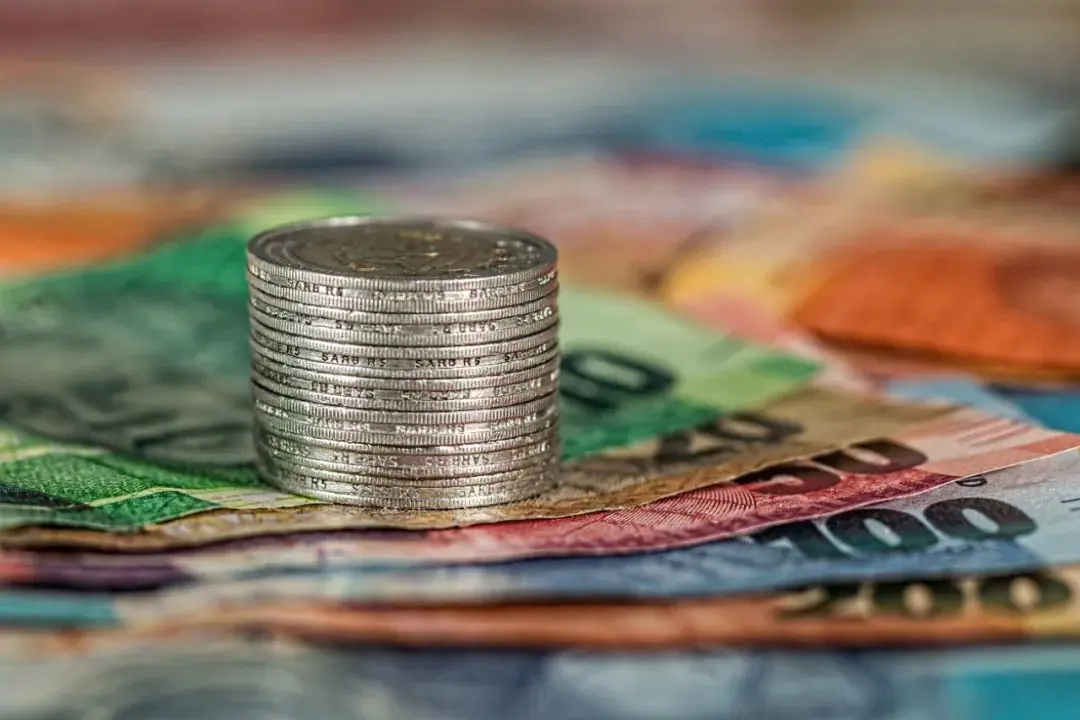 金融贷款如何挣钱_赚钱金融_干金融贷款怎么能赚到钱