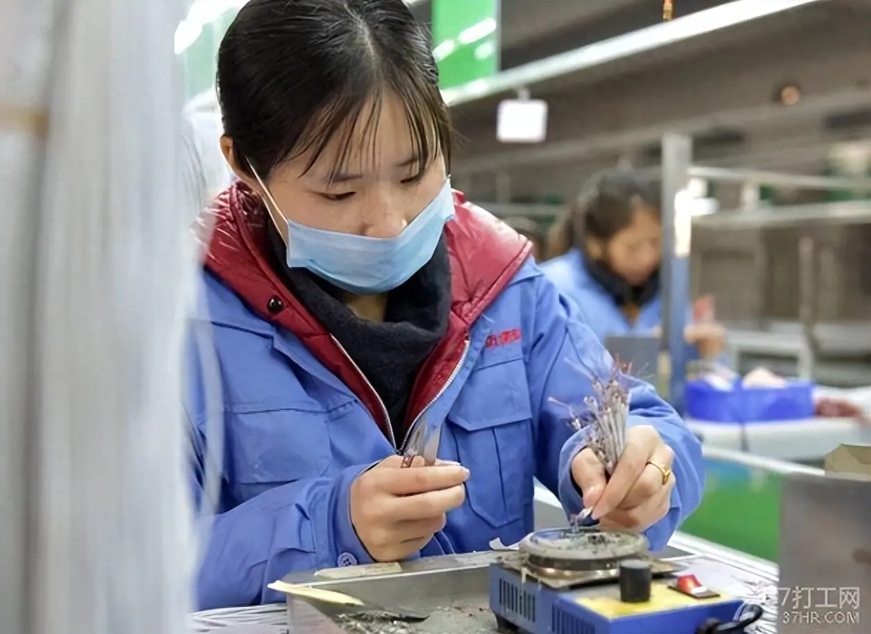 挣钱上班难的说说_上班如何挣钱_挣钱上班挣钱