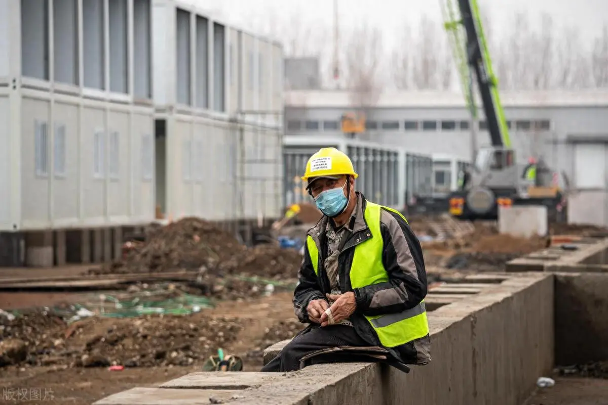 承包建筑如何挣钱_建筑承包赚钱吗_承包建筑工程有多大利润