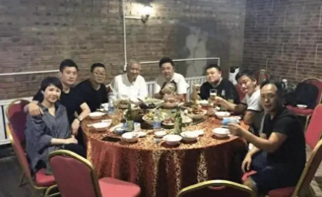 男人副业做什么赚钱_演员赚钱副业_男朋友干什么副业赚钱