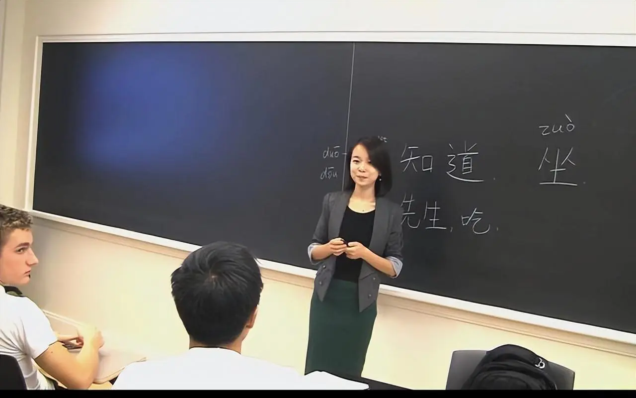 网上副业赚钱是不是假的呀_假赚钱网上副业是真的吗_网上副业骗局