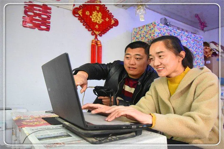 月薪2万能做什么副业赚钱_万能赚钱模式_万能赚钱副业月薪做什么