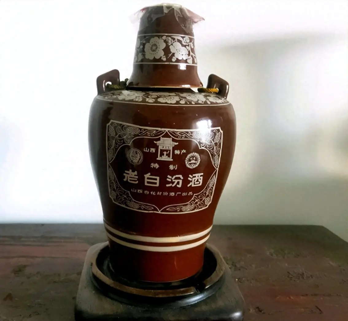 白酒行业怎么赚钱_白酒赚钱副业怎么做_副业白酒赚钱