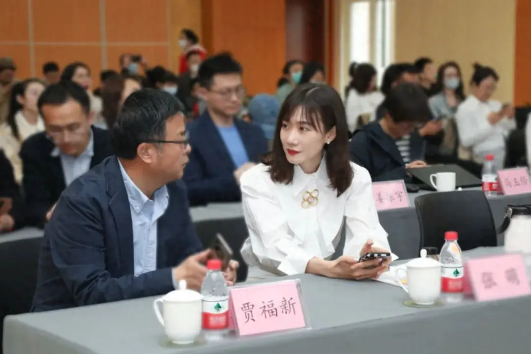 晚上下班后干什么副业赚钱_下班赚钱副业晚上干后不干了_下班赚钱副业晚上干后面怎么说