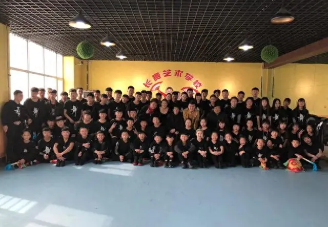 徒弟副业赚钱_徒弟赚钱副业怎么做_徒弟赚钱得给师父60%