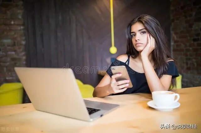 副业赚钱的四大方法是_36个副业赚钱途径_如何赚钱副业