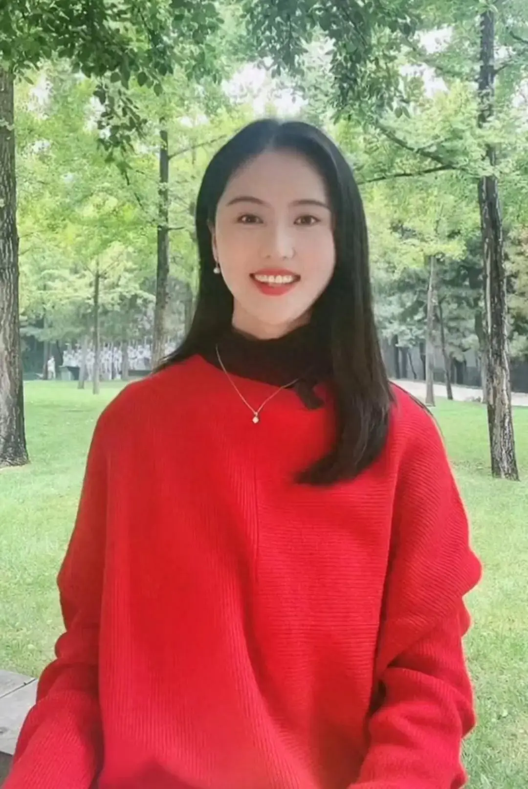 美女赚钱副业怎么做_美女赚钱副业有哪些_美女副业赚钱
