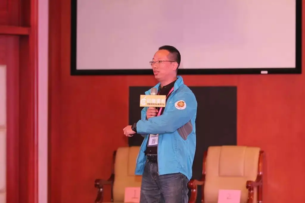 赚钱蜂巢团队是真的吗_蜂巢团队怎么赚钱_蜂巢赚钱app